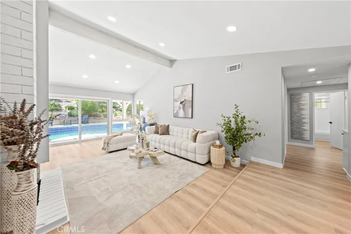 15369 Violetlane Way, Canyon Country, California 91387
