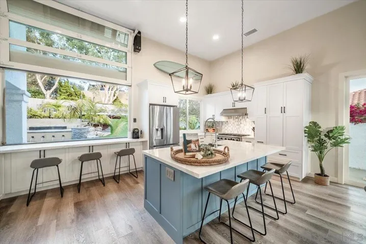 4250 Clearview Dr, Carlsbad, California 92008