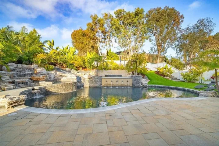 4250 Clearview Dr, Carlsbad, California 92008