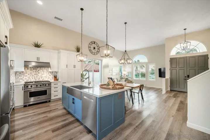 4250 Clearview Dr, Carlsbad, California 92008