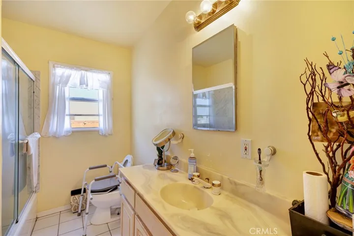 2765 Colby, Los Angeles, California 90064