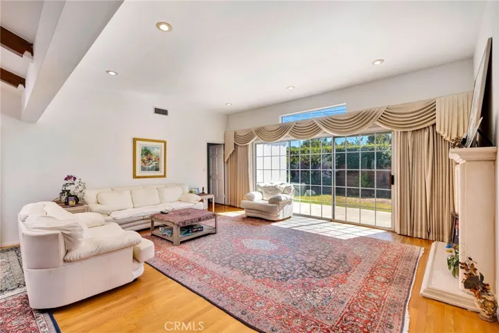 2765 Colby, Los Angeles, California 90064