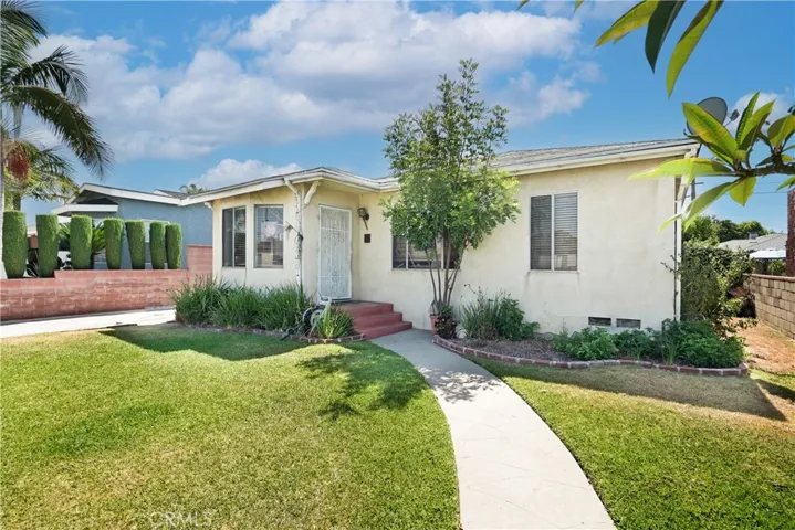 2458 Gaspar Avenue, Commerce, California 90040