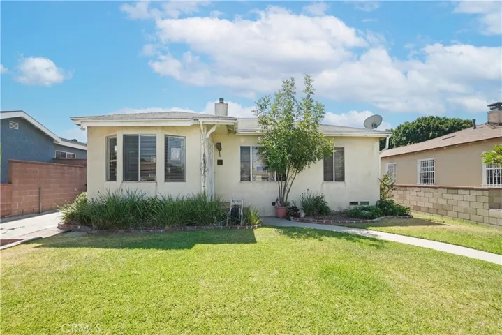 2458 Gaspar Avenue, Commerce, California 90040