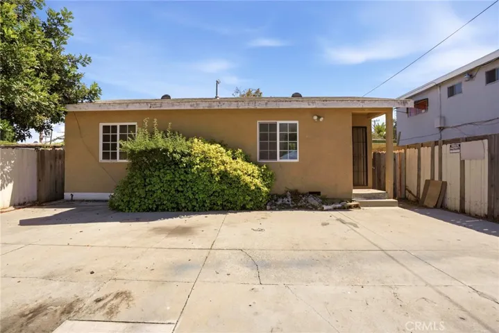 652 W 87th, Los Angeles, California 90044