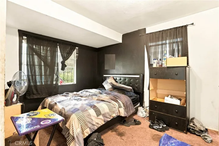 652 W 87th, Los Angeles, California 90044