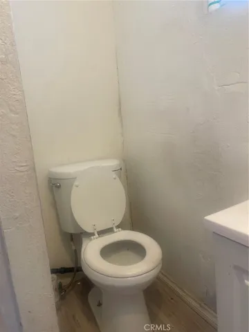 652 W 87th, Los Angeles, California 90044