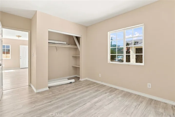 652 W 87th, Los Angeles, California 90044