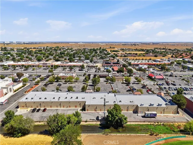 2140 E Palmdale Boulevard L, Palmdale, California 93550