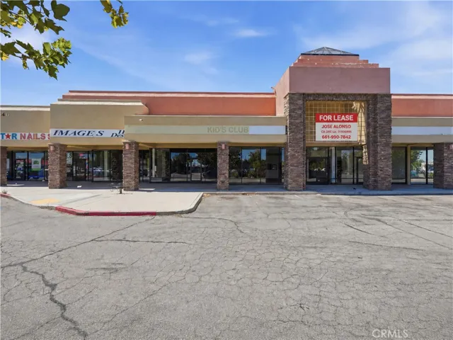 2140 E Palmdale Boulevard L, Palmdale, California 93550