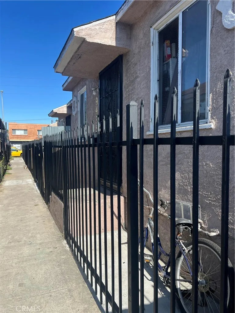 9435 S Western, Los Angeles, California 90047 — photo 4