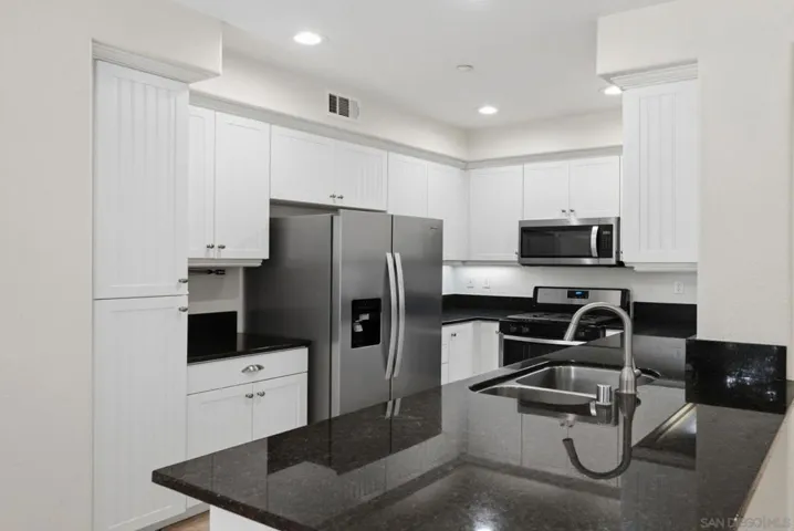 750 Harbor Cliff 105, Oceanside, California 92054