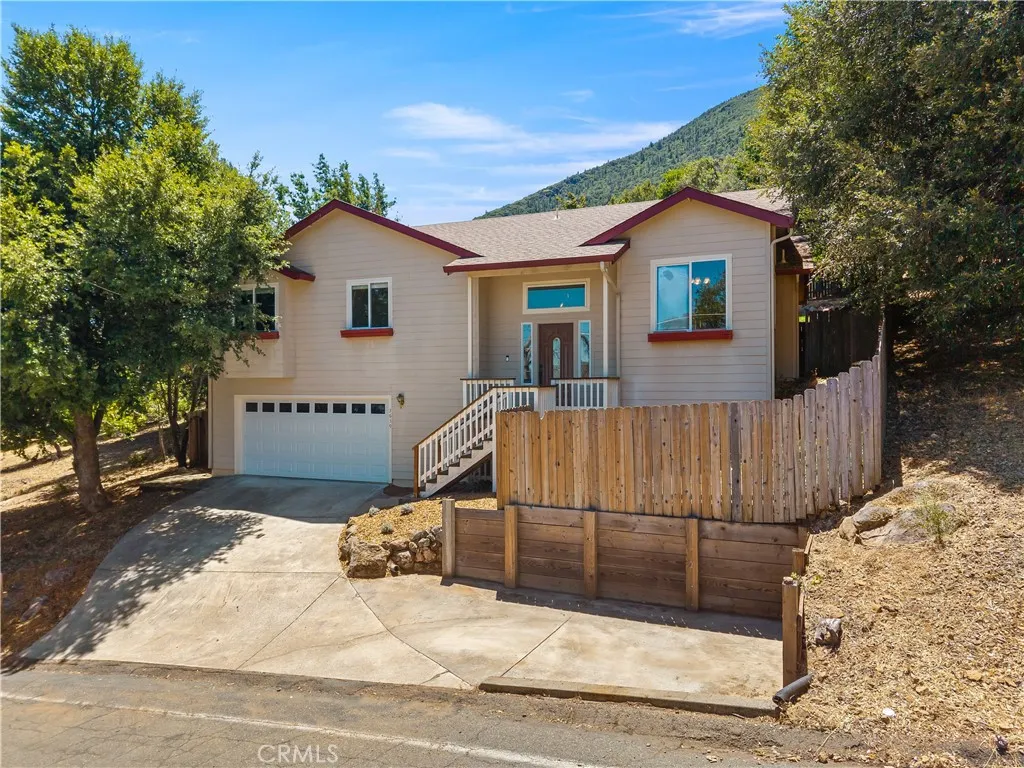 3639 Pine Ter