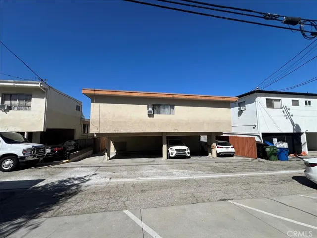 1329 Barry Avenue 3, Los Angeles, California 90025