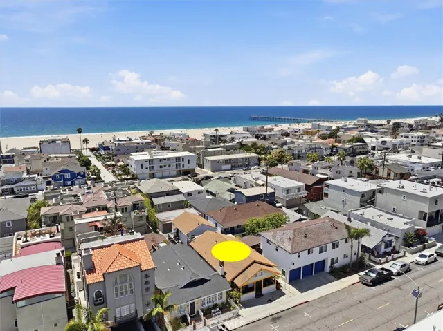 701 Manhattan Avenue, Hermosa Beach, California 90254
