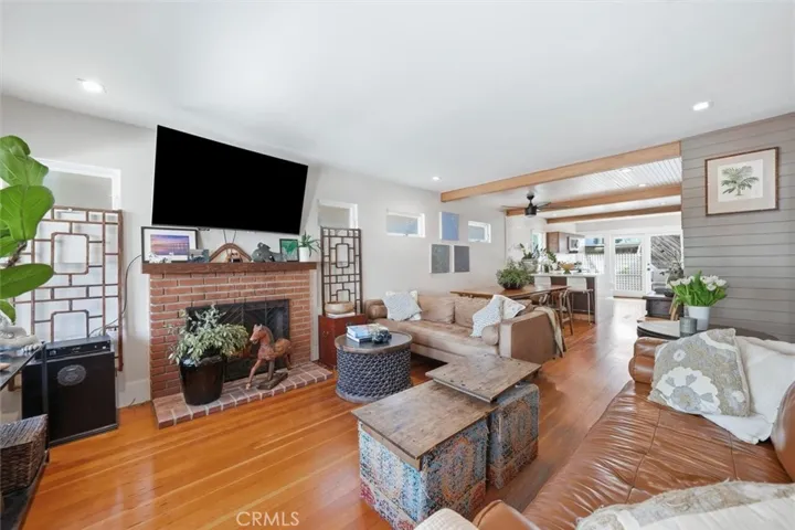 701 Manhattan Avenue, Hermosa Beach, California 90254