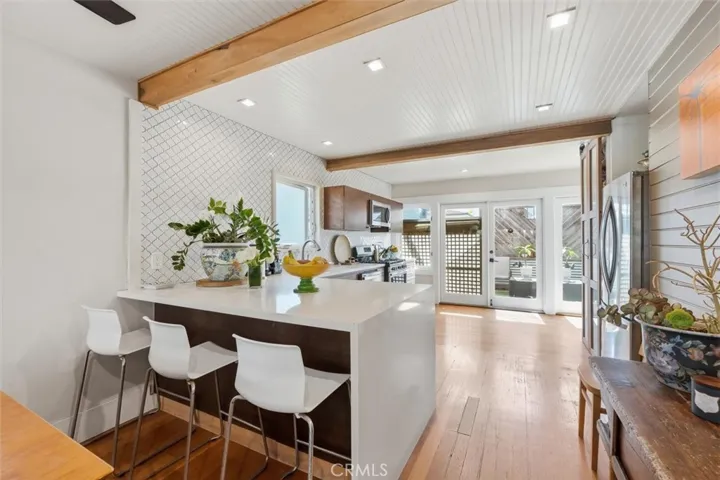 701 Manhattan Avenue, Hermosa Beach, California 90254