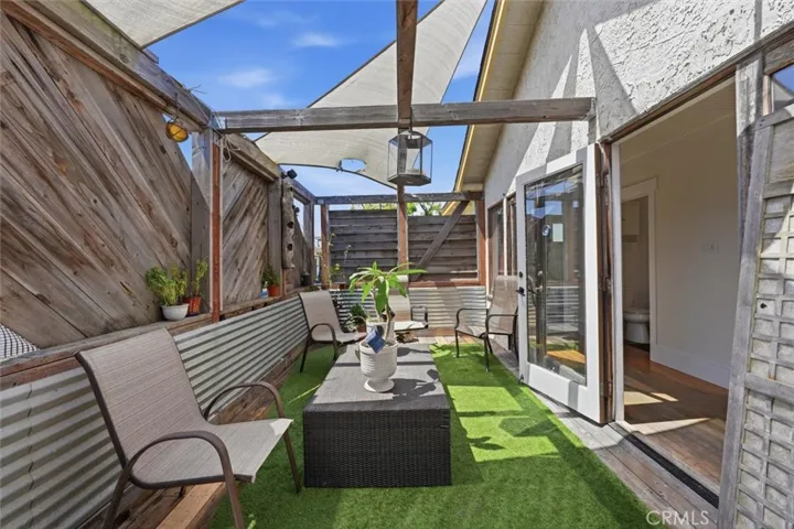 701 Manhattan Avenue, Hermosa Beach, California 90254