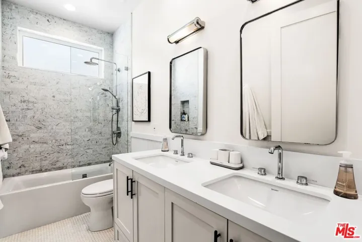 11380 Waterford St, Los Angeles, California 90049
