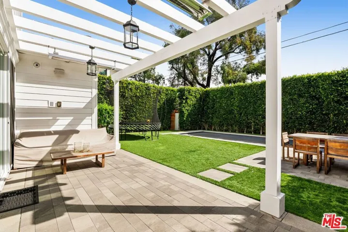 11380 Waterford St, Los Angeles, California 90049