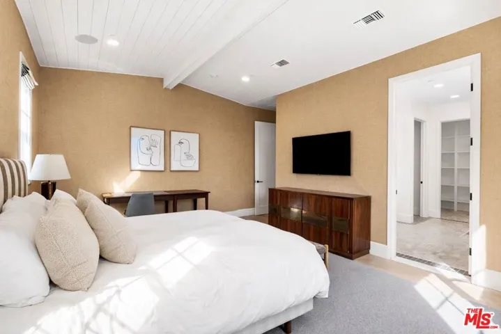 11380 Waterford St, Los Angeles, California 90049