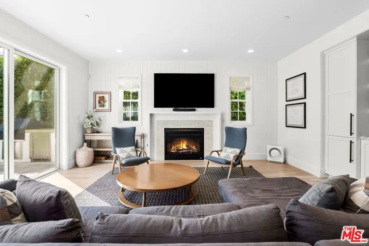 11380 Waterford St, Los Angeles, California 90049
