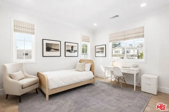 11380 Waterford St, Los Angeles, California 90049