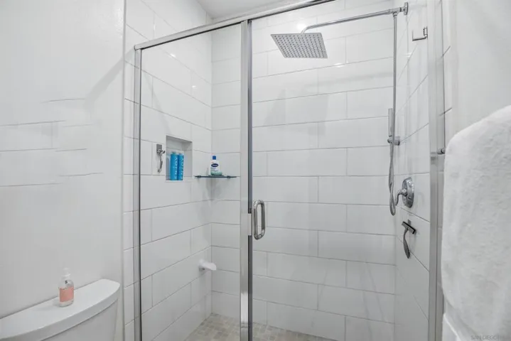 2854 Avella, San Diego, California 92108