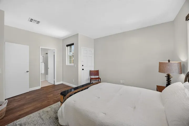 4204 3rd 7, San Diego, California 92103