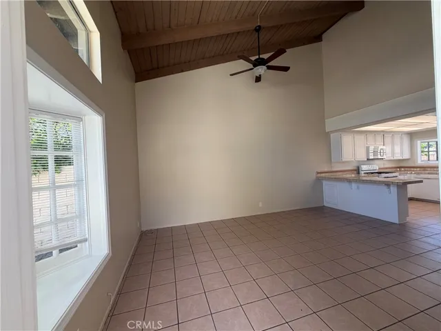 2624 N Tustin Avenue D, Santa Ana, California 92705
