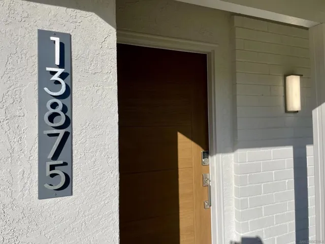 13875 Wayland Grove Court, Poway, California 92064