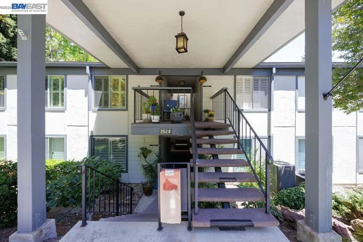 2520 Ptarmigan 1, Walnut Creek, California 94595