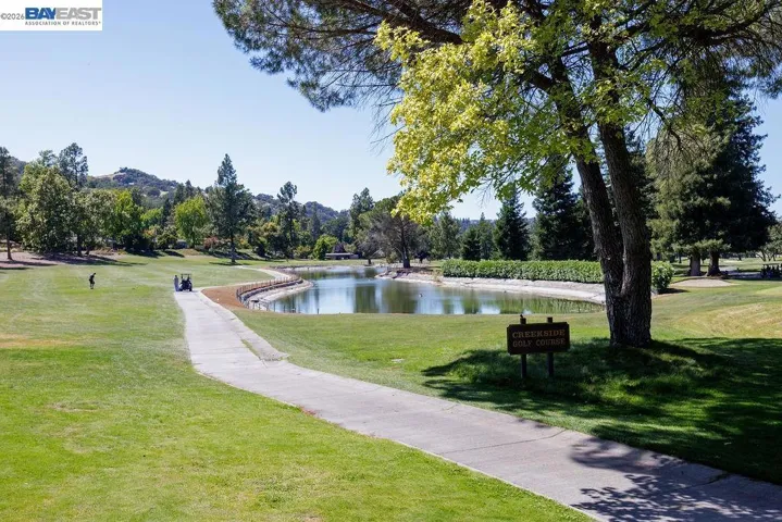 2520 Ptarmigan 1, Walnut Creek, California 94595