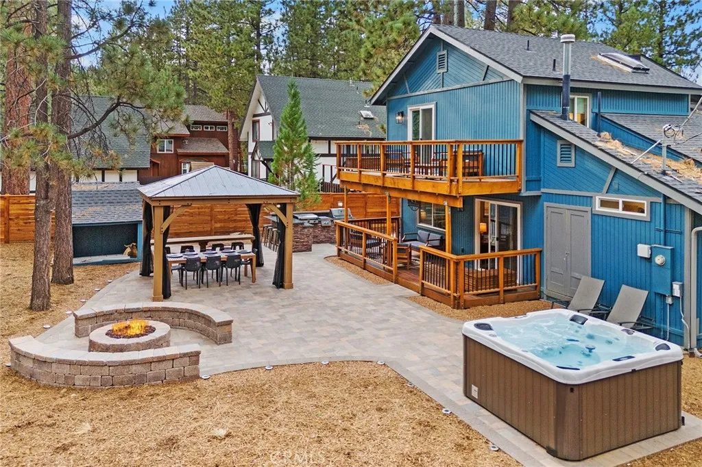 39023 Waterview