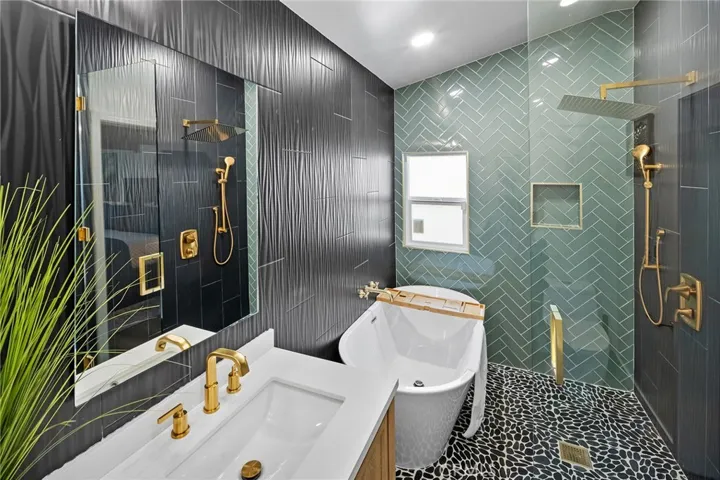 39023 Waterview, Big Bear Lake, California 92315
