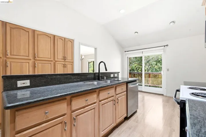158 Alamo Square, Alamo, California 94507