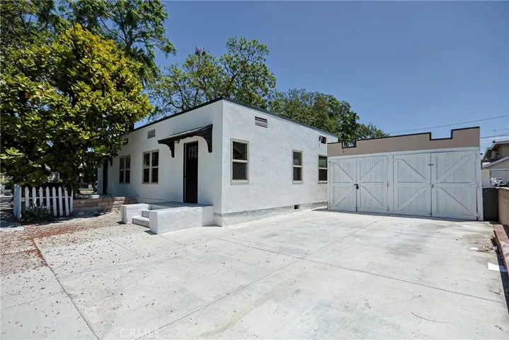 401 S Garnsey, Santa Ana, California 92701