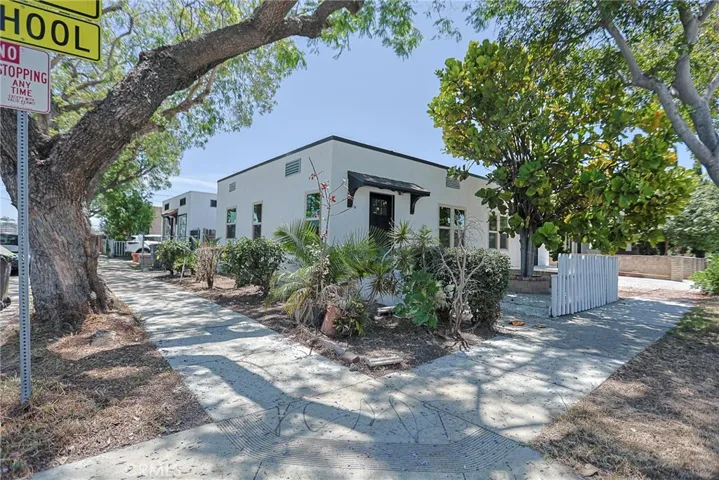 401 S Garnsey, Santa Ana, California 92701
