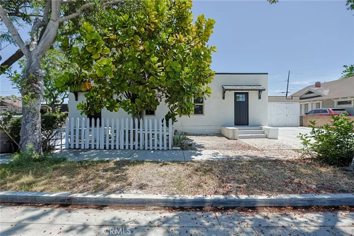 401 S Garnsey, Santa Ana, California 92701