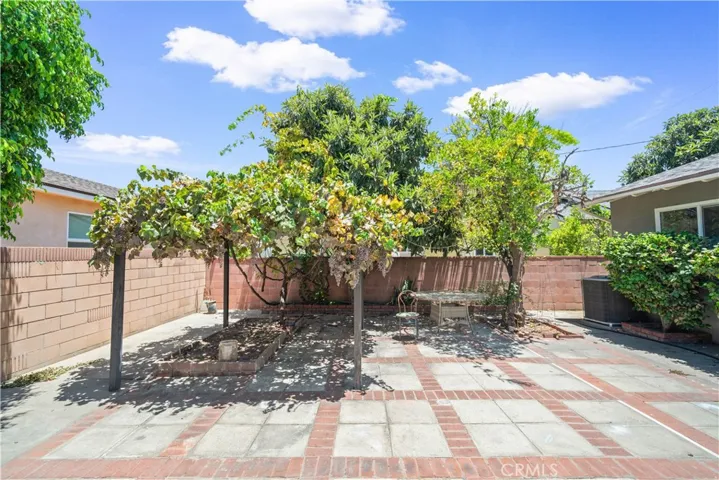 10207 Green Street, Temple City, California 91780