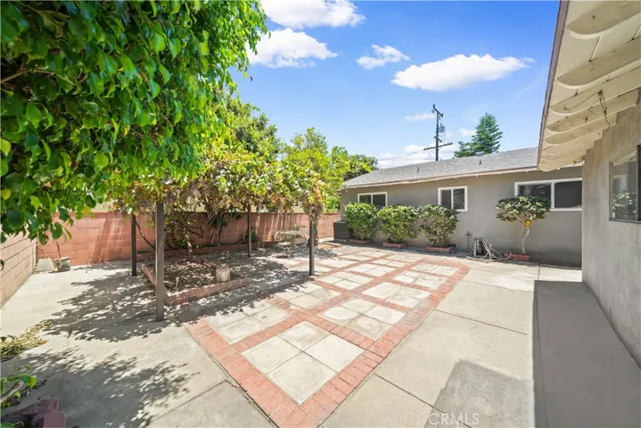 10207 Green Street, Temple City, California 91780