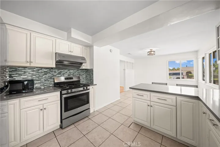 10207 Green Street, Temple City, California 91780