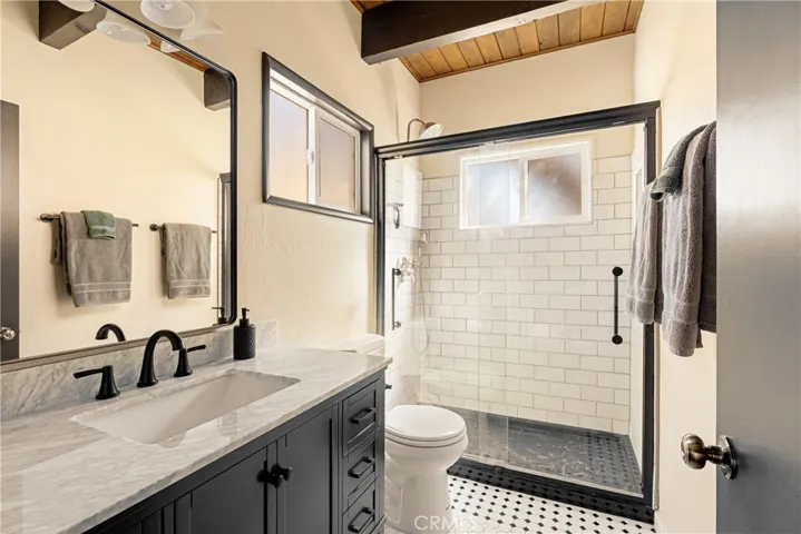 1403 Yosemite, Lake Arrowhead, California 92352