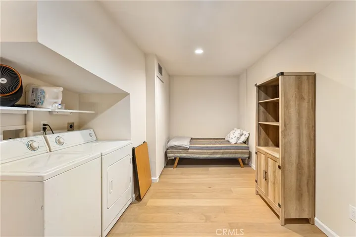 1403 Yosemite, Lake Arrowhead, California 92352