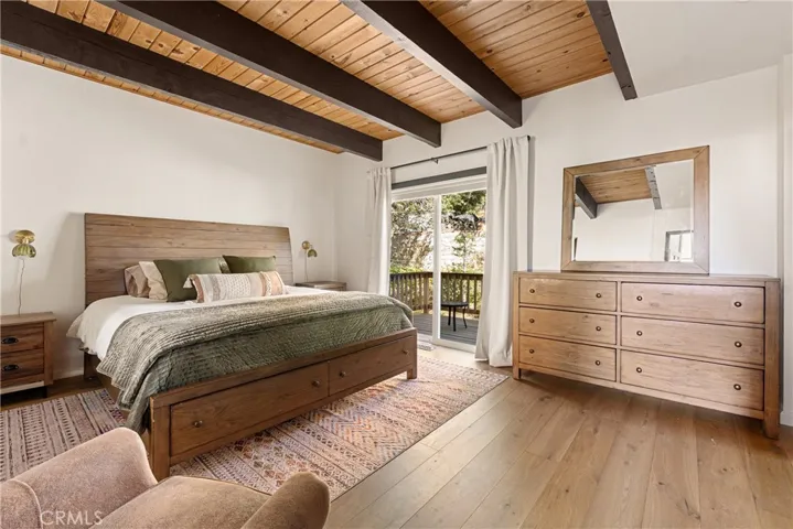 1403 Yosemite, Lake Arrowhead, California 92352