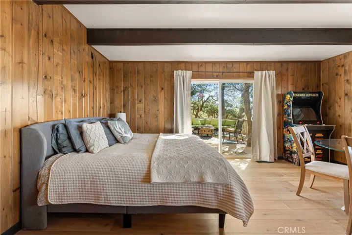 1403 Yosemite, Lake Arrowhead, California 92352