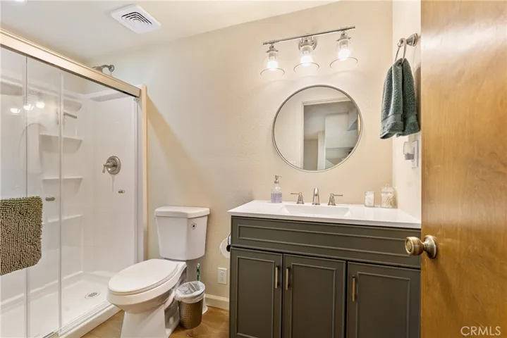 1403 Yosemite, Lake Arrowhead, California 92352