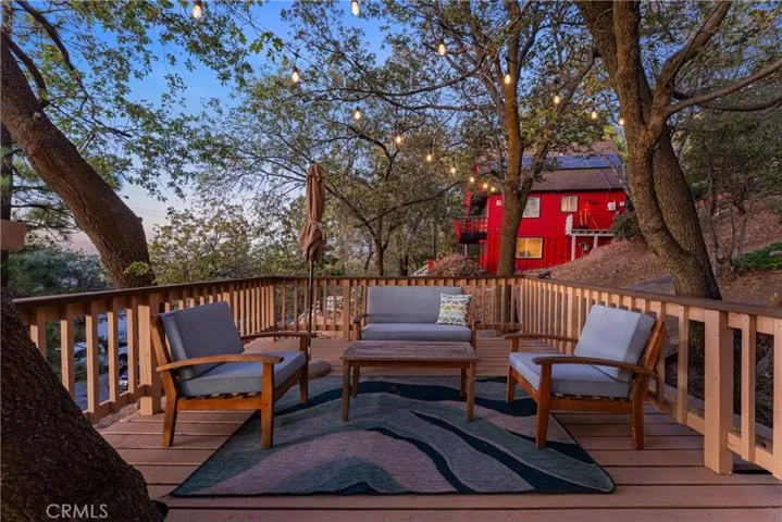 1403 Yosemite, Lake Arrowhead, California 92352