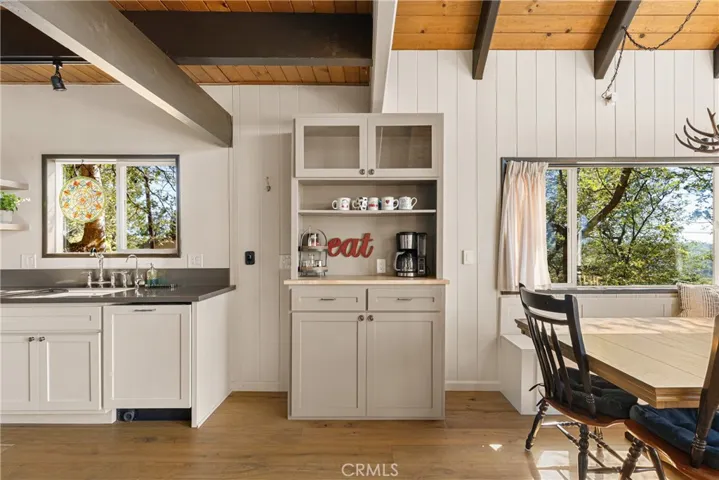 1403 Yosemite, Lake Arrowhead, California 92352