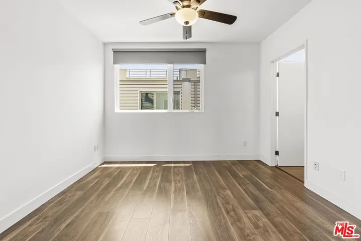 6021 W Beachwood Lane, Los Angeles, California 90038